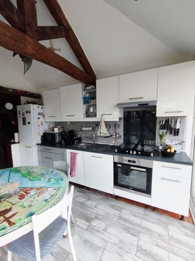 Image No.9-5 Bed House for sale