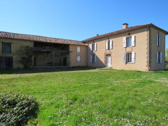 Image No.1-2 Bed House for sale