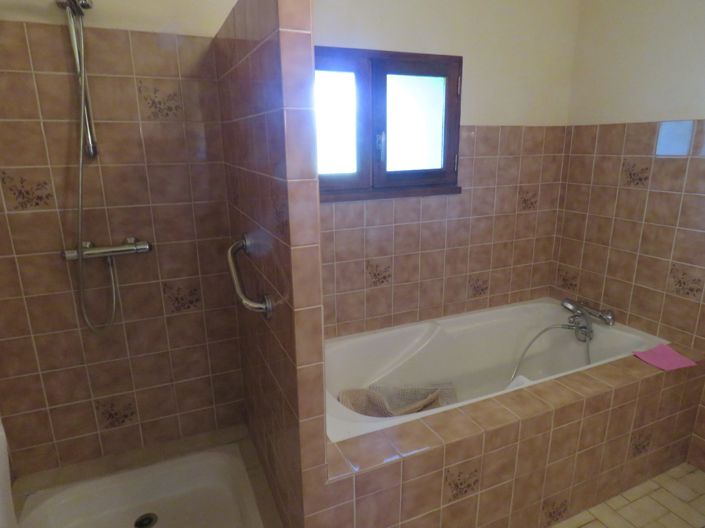 Image No.27-2 Bed House for sale