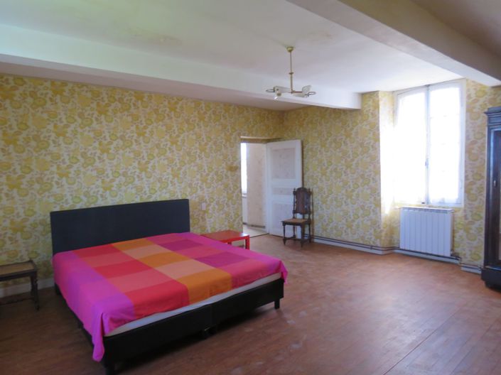 Image No.40-2 Bed House for sale