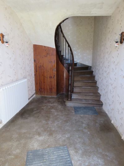 Image No.7-2 Bed House for sale