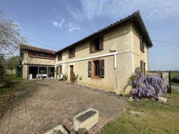 maison-maison-de-campagne-7-pieces-ponsan-sou
