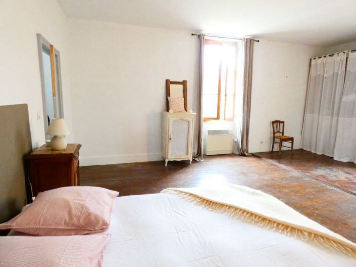 Image No.14-4 Bed House for sale