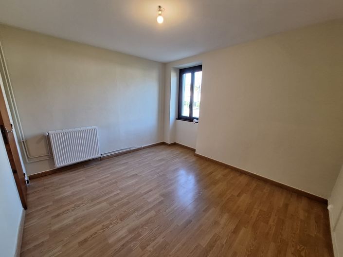 Image No.34-3 Bed House for sale