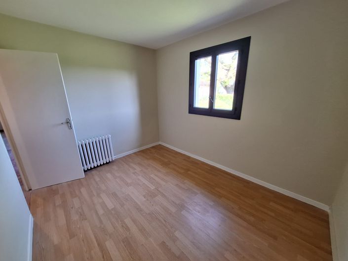 Image No.40-3 Bed House for sale