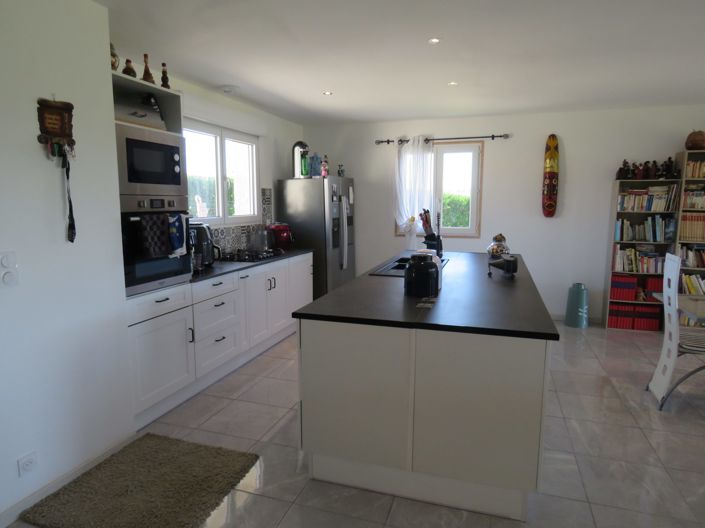 Image No.5-3 Bed Villa for sale