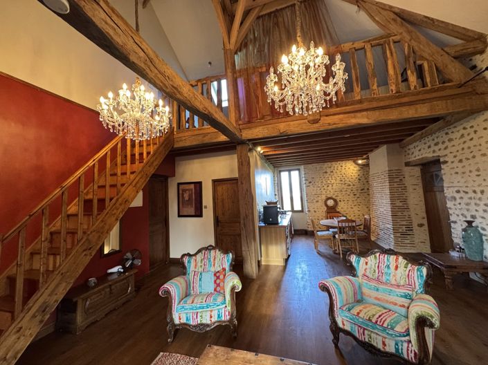 Image No.27-6 Bed House for sale