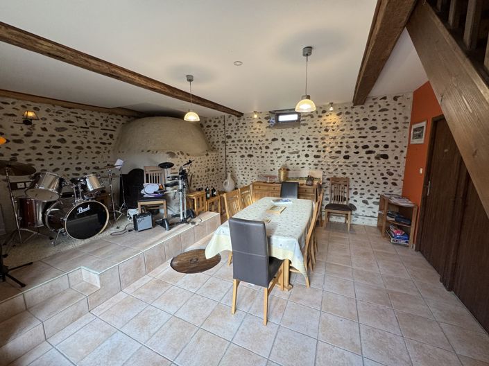 Image No.36-6 Bed House for sale