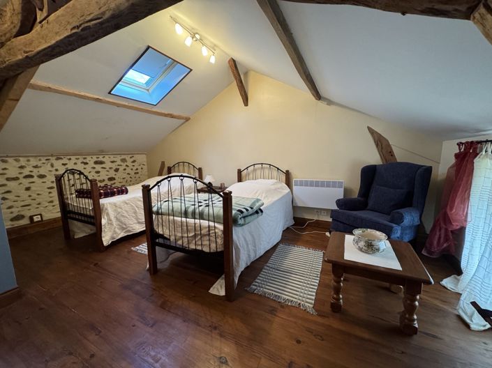 Image No.39-6 Bed House for sale