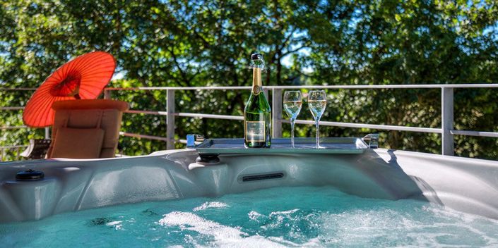 Image No.44-11 Bed Property for sale