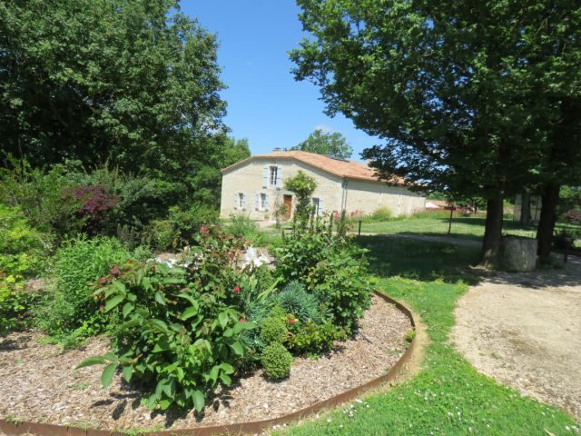 Image No.53-11 Bed Property for sale