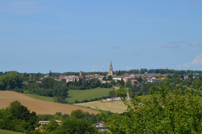 Image No.56-11 Bed Property for sale