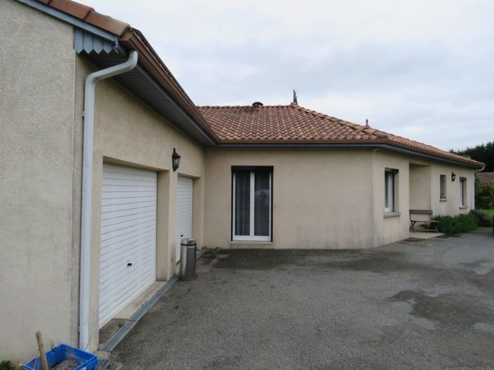 Image No.17-3 Bed House for sale