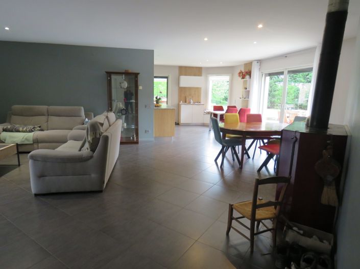 Image No.2-3 Bed House for sale