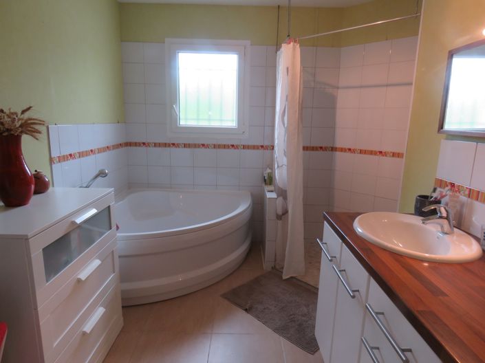 Image No.23-3 Bed House for sale