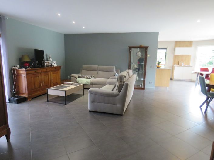 Image No.4-3 Bed House for sale