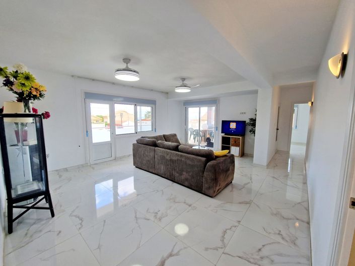 Image No.13-4 Bed Villa for sale