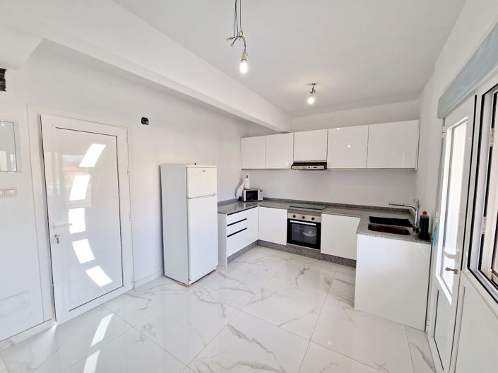 Image No.8-4 Bed Villa for sale