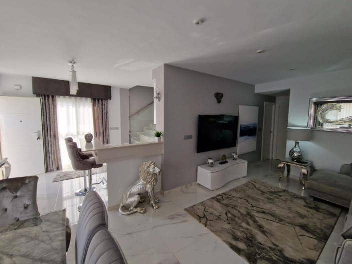 Image No.26-4 Bed Villa for sale