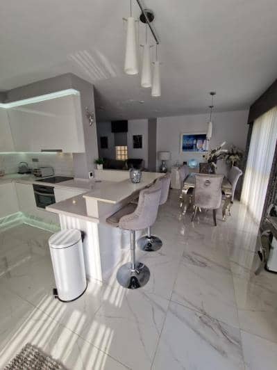 Image No.27-4 Bed Villa for sale