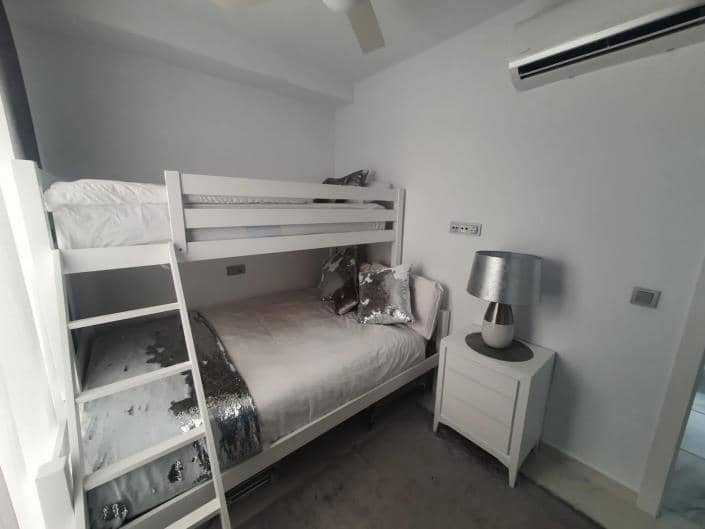 Image No.3-4 Bed Villa for sale