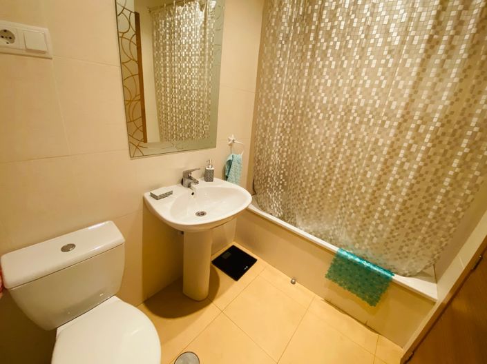 Image No.12-2 Bed Apartment for sale