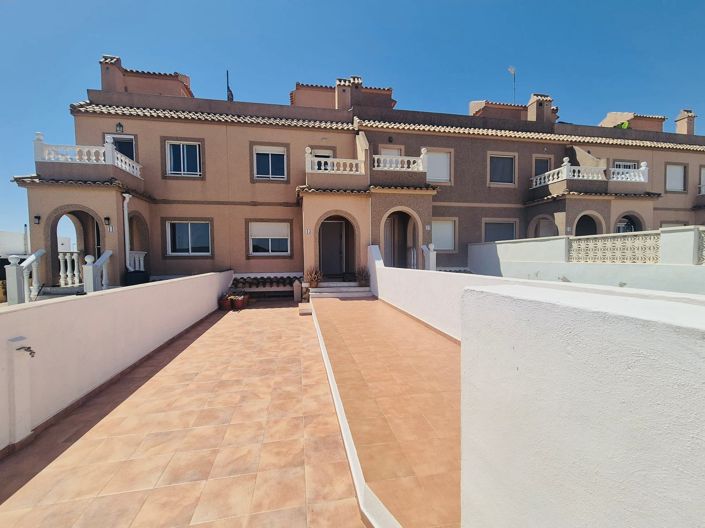 Image No.3-2 Bed Townhouse for sale