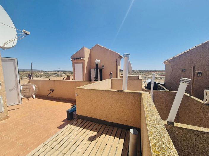 Image No.33-2 Bed Townhouse for sale