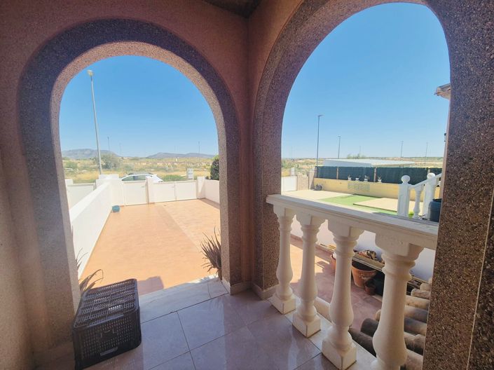 Image No.6-2 Bed Townhouse for sale