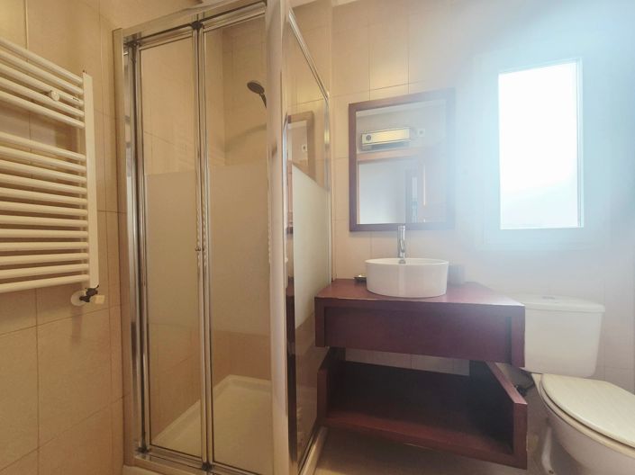 Image No.13-2 Bed Villa for sale