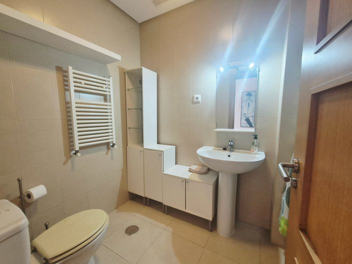 Image No.16-2 Bed Villa for sale