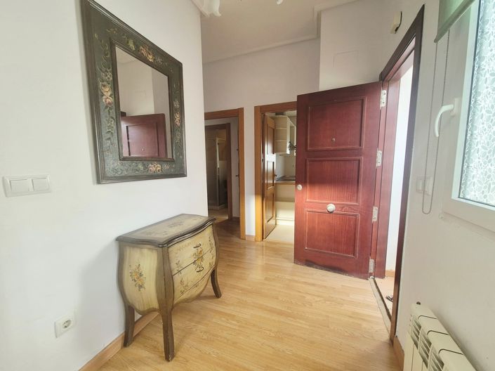 Image No.5-2 Bed Villa for sale