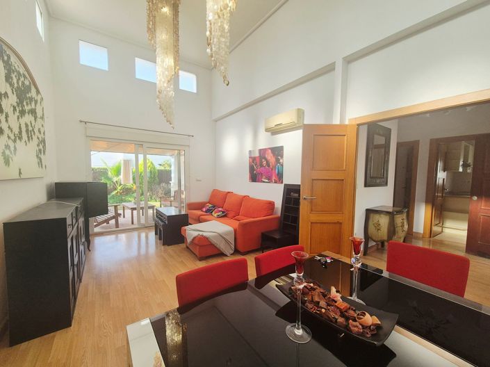 Image No.7-2 Bed Villa for sale