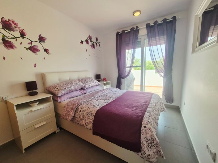 Image No.12-2 Bed Apartment for sale