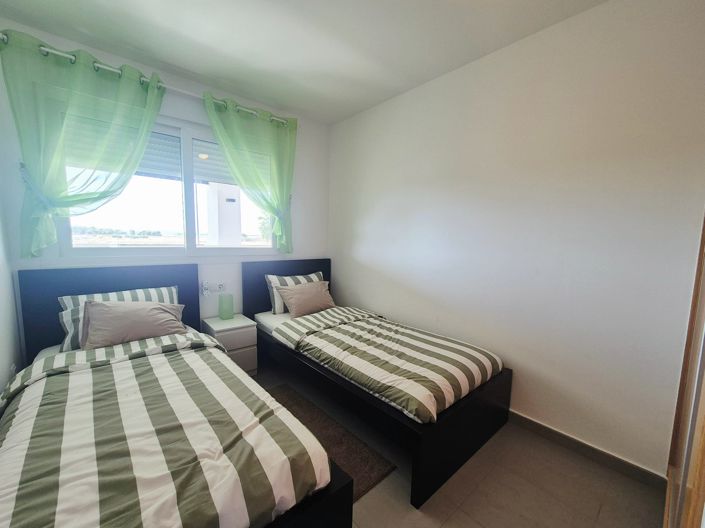 Image No.8-2 Bed Apartment for sale