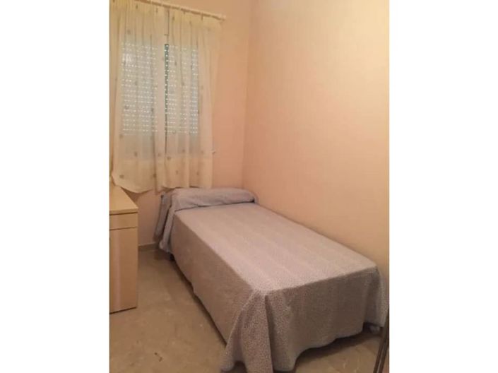 Image No.8-3 Bed Duplex for sale