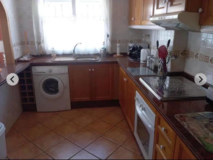 Image No.14-3 Bed Townhouse for sale