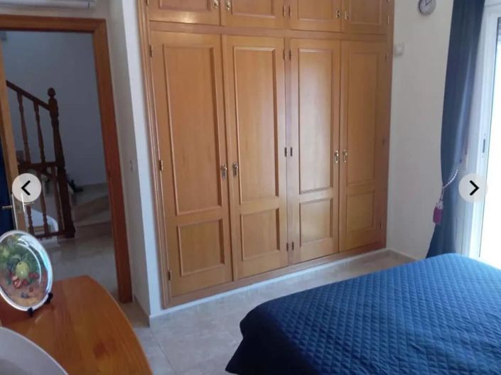 Image No.21-3 Bed Townhouse for sale