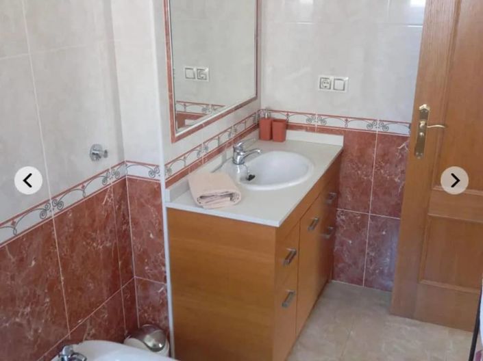 Image No.24-3 Bed Townhouse for sale