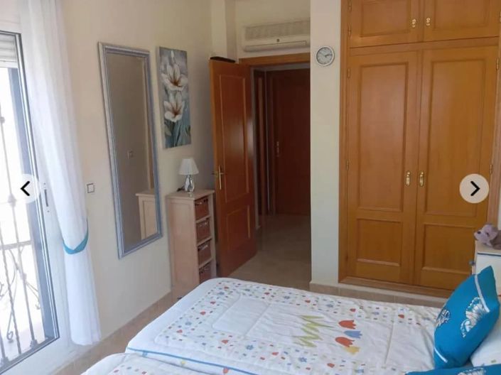 Image No.27-3 Bed Townhouse for sale