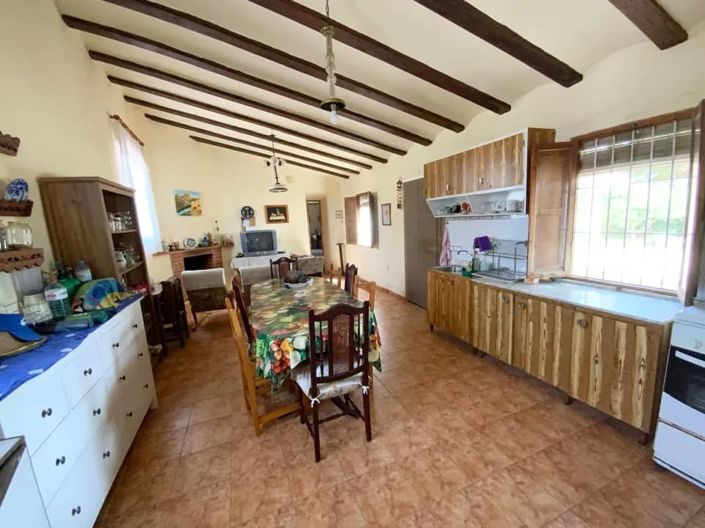 Image No.11-3 Bed Country House for sale