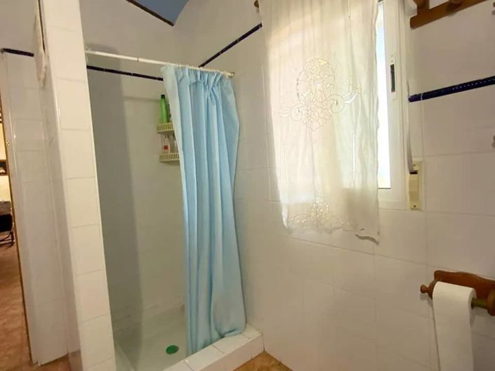 Image No.16-3 Bed Country House for sale