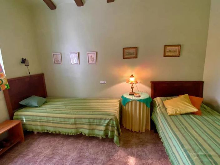 Image No.18-3 Bed Country House for sale