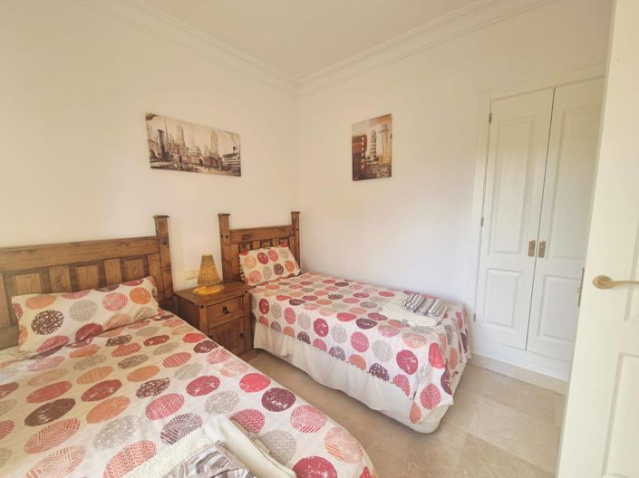 Image No.18-3 Bed Apartment for sale