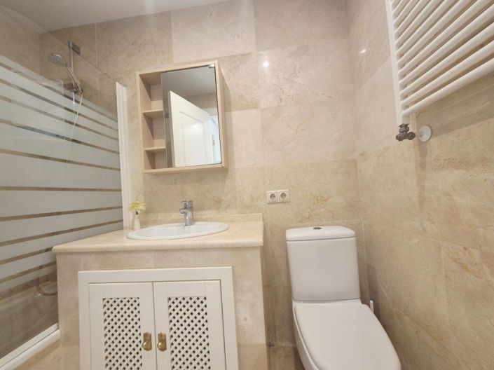 Image No.23-3 Bed Apartment for sale