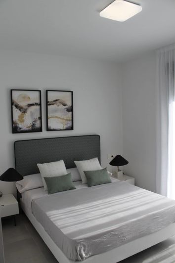 Image No.41-2 Bed Villa / Detached for sale