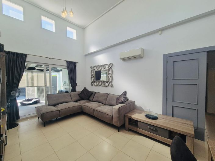 Image No.7-3 Bed Villa for sale