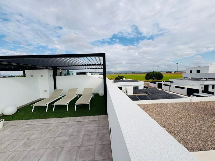 Image No.19-3 Bed Villa for sale