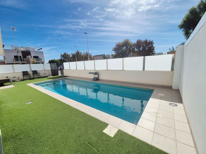 Image No.21-2 Bed Apartment for sale