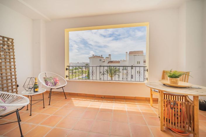 Image No.20-1 Bed Apartment for sale